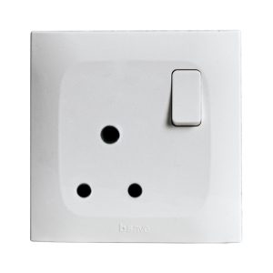 Presa 15A Con Interruttore 1P 2M AVE BSN11097/15A