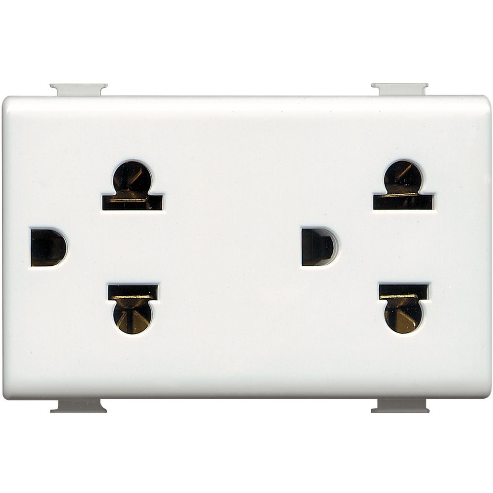 Presa Euroamericana 2P+T - 16A - 127/250Vac BTICINO AM5025D