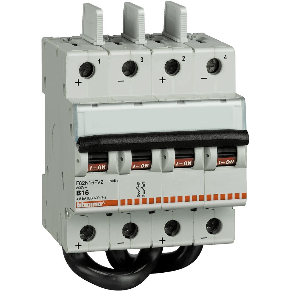 Interruttore Magnetotermico Modulare Per Fotovoltaico 2P 600Vdc BTICINO F82N13FV1