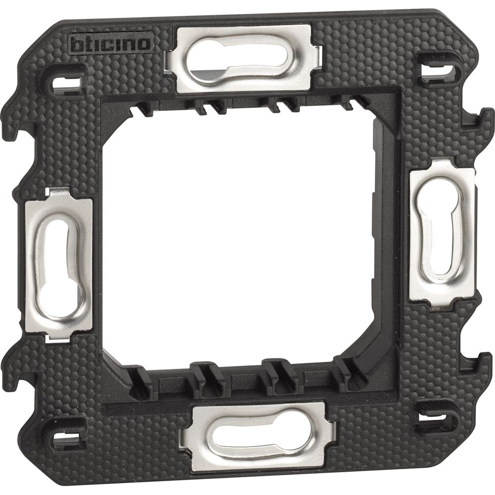 Supporto 2 Moduli Con Valva Di Protezione BTICINO K4702