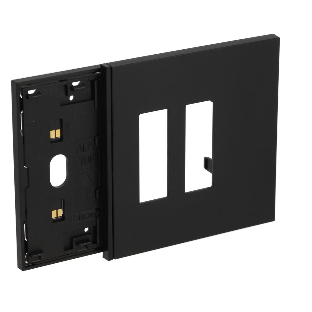 Frame Elettrificato Con Mostrina Doppia Presa Italia BTICINO KG8103M02