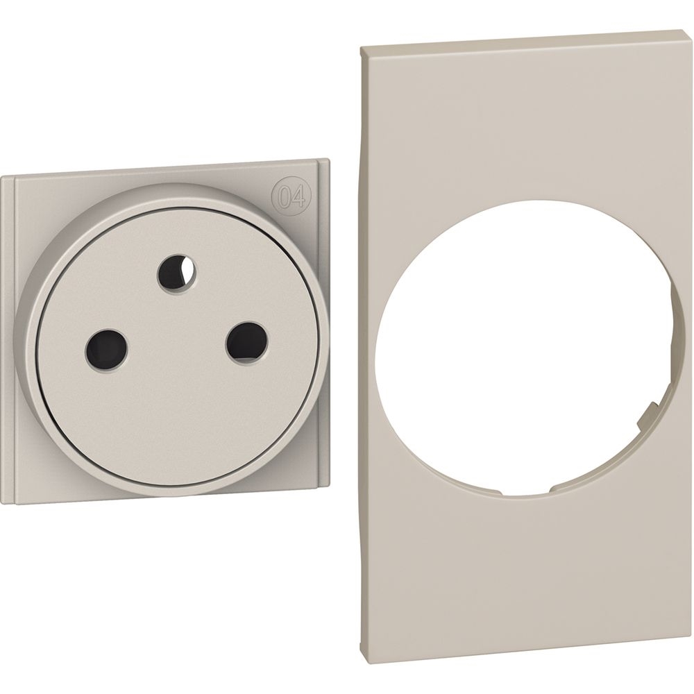 Cover + Top Per Presa Standard Franco/Belga BTICINO KM55F