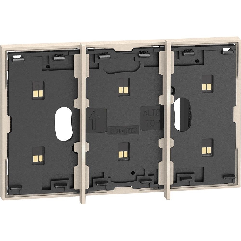 Frame Elettrificato Con Barrette Estetiche BTICINO KM8102P1