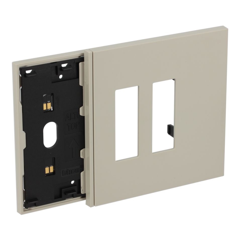 Frame Elettrificato Con Mostrina Doppia Presa Italia BTICINO KM8103M02