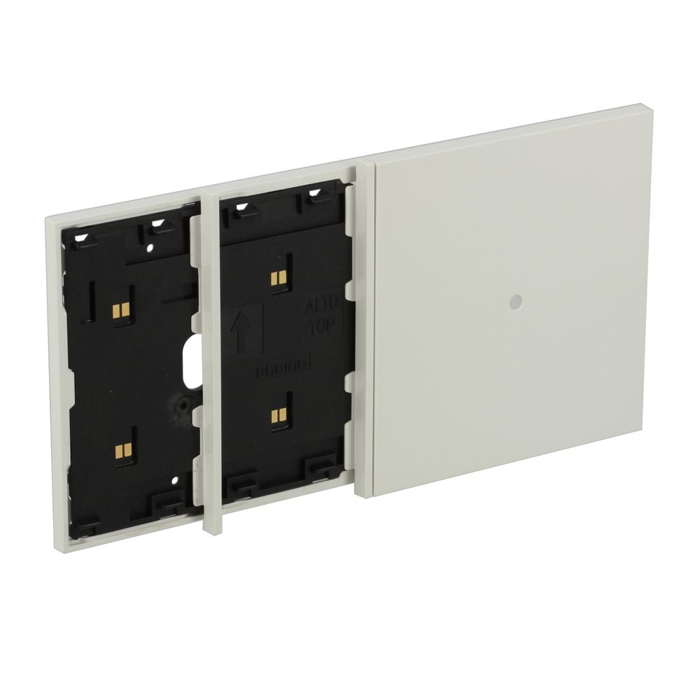 Frame Elettrificato Con Mostrina Lettore Antifurto BTICINO KW8104M24