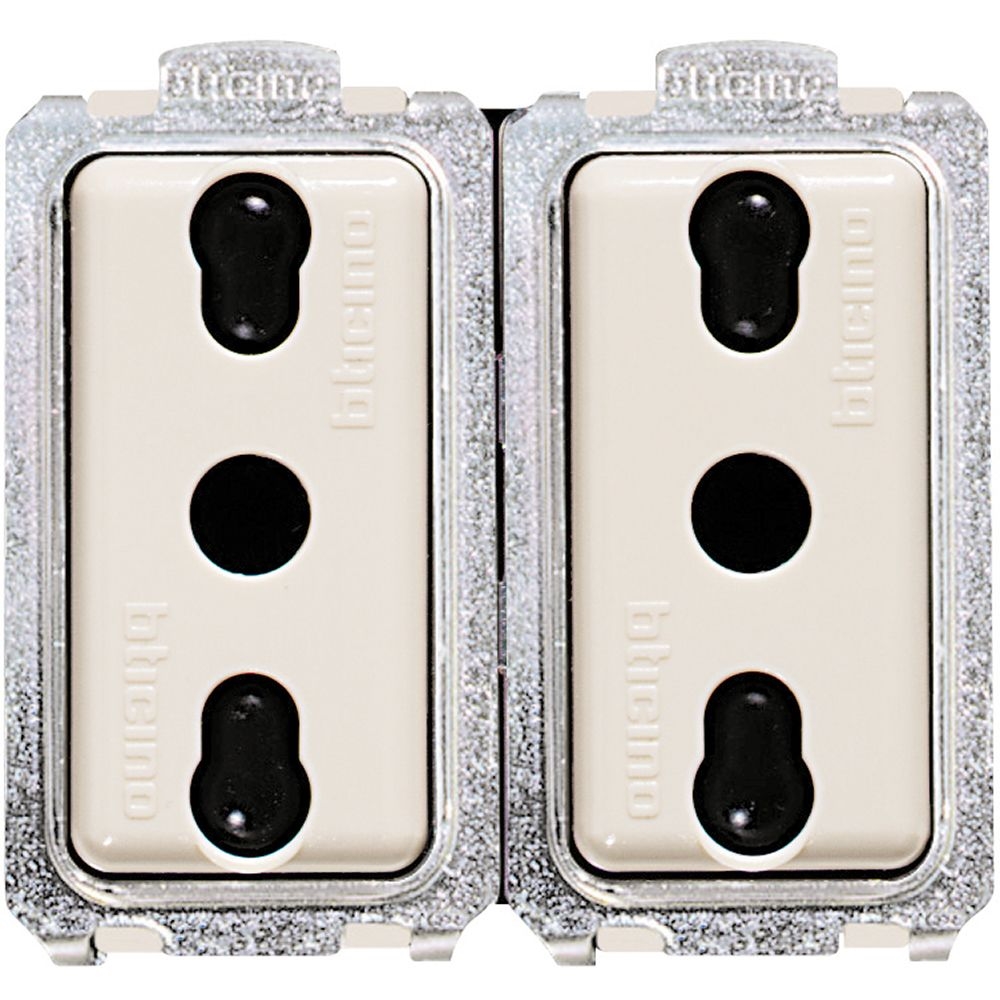 Doppia Presa Bipasso Standard Italia 2P+T 10/16A BTICINO 5180/2