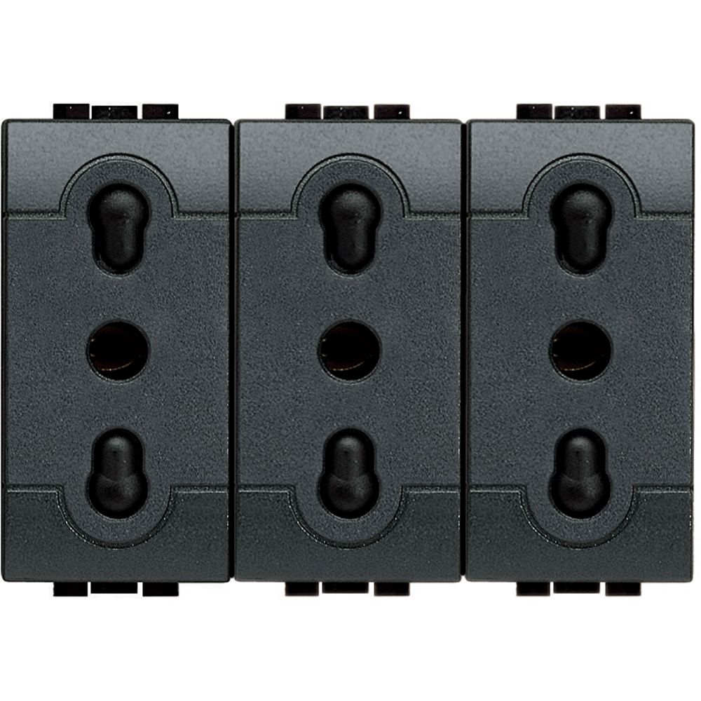 Presa Triplex 2P+T 10/16A 250Vac Bipasso BTICINO L4180/3