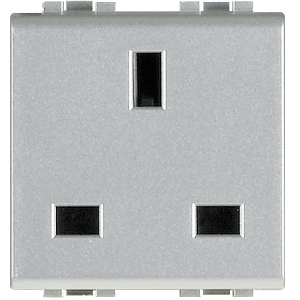 Presa Modulare 2P+T 13A 250Vac British Standard BTICINO NT4150